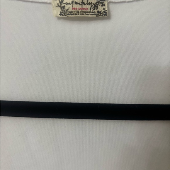 Free People Short Sleeved Square Eyes White Stretchy Bodysuit - Picture 7 of 11